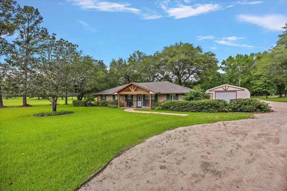 12392 Fm 355 Trinity, TX 75862