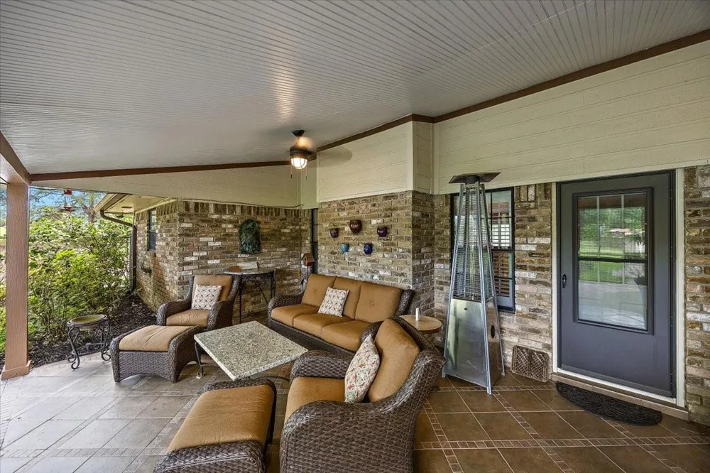 12392 Fm 355 Trinity, TX 75862