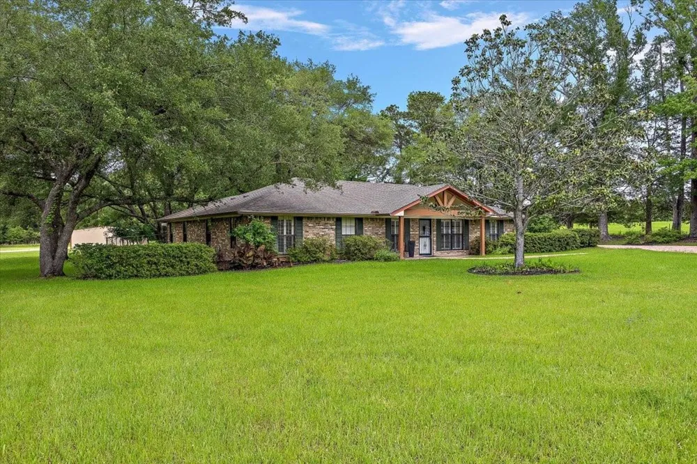 12392 Fm 355 Trinity, TX 75862