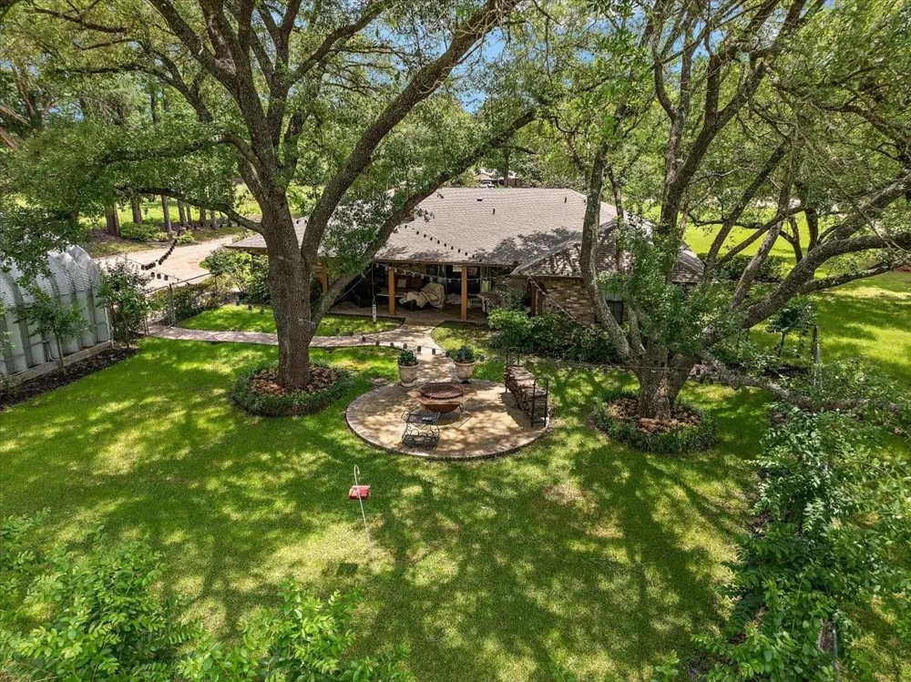 12392 Fm 355 Trinity, TX 75862