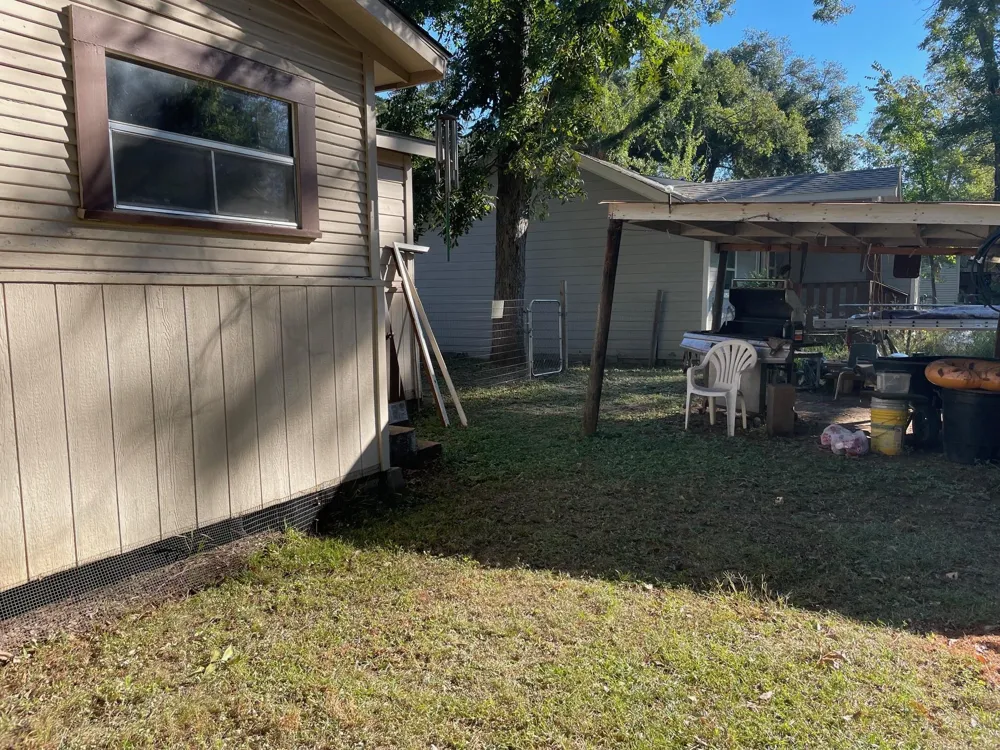 703 E Terrell Avenue Crockett, TX 75835