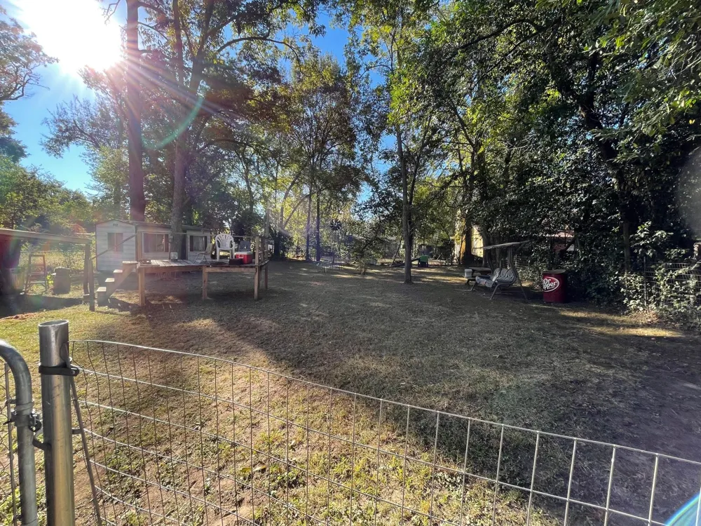 703 E Terrell Avenue Crockett, TX 75835
