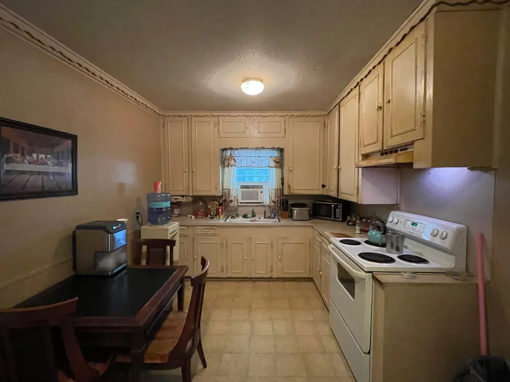 703 E Terrell Avenue Crockett, TX 75835