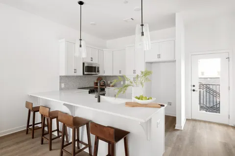 205B Folsom Pass