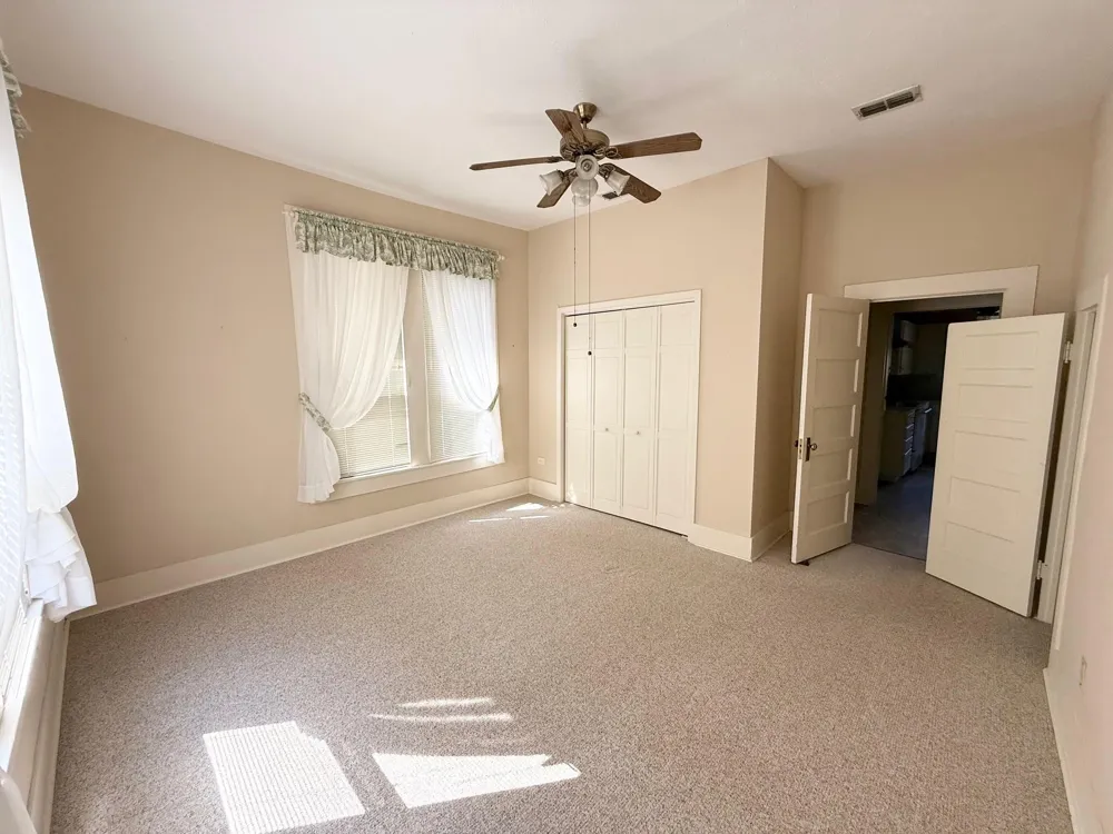 405 S 10th Street Crockett, TX 75835