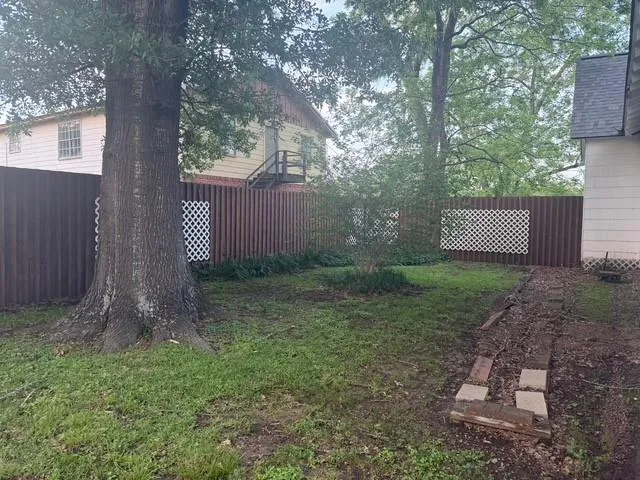 405 S 10th Street Crockett, TX 75835