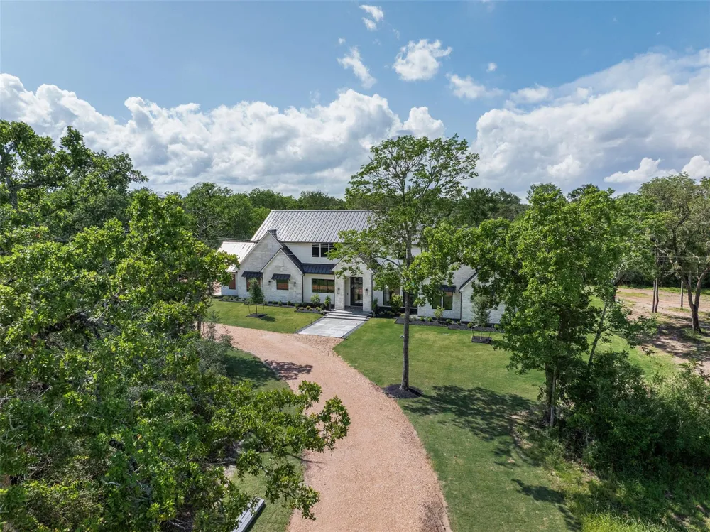 770 S Weyand Road Round Top, TX 78954