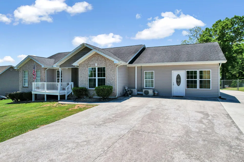 241 County Road 158 Riceville, TN 37370