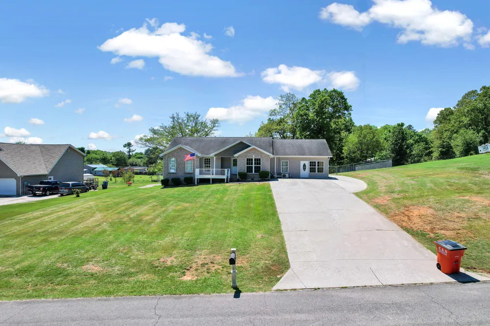 241 County Road 158 Riceville, TN 37370