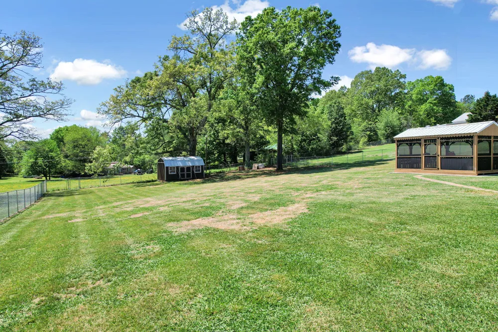 241 County Road 158 Riceville, TN 37370