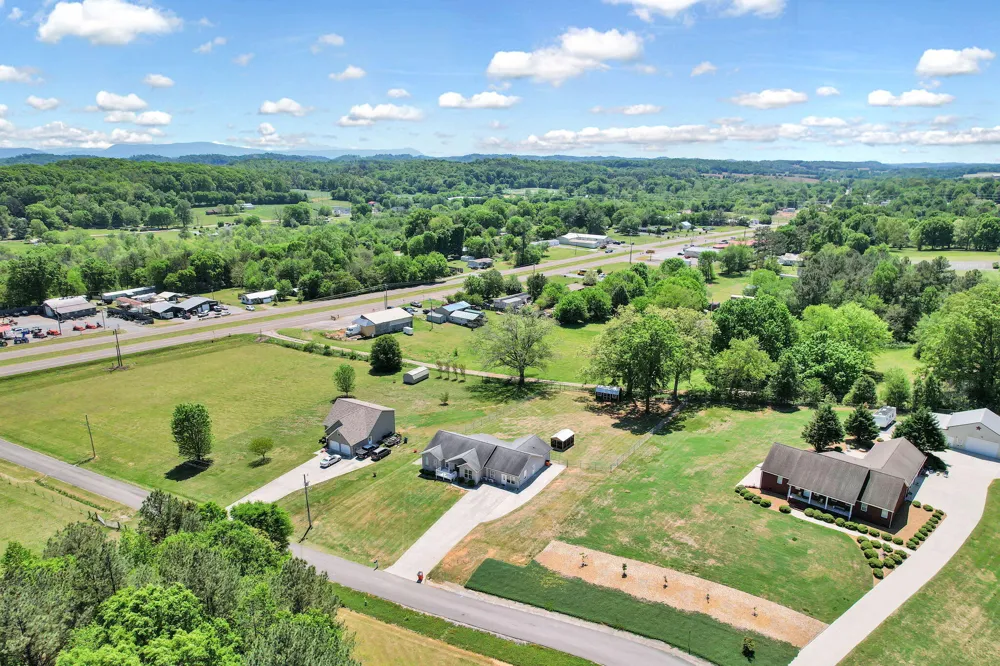 241 County Road 158 Riceville, TN 37370