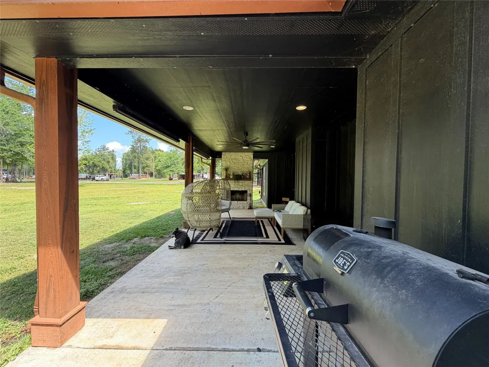 2950 County Road 4375 Woodville, TX 75979