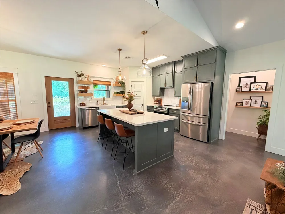 2950 County Road 4375 Woodville, TX 75979