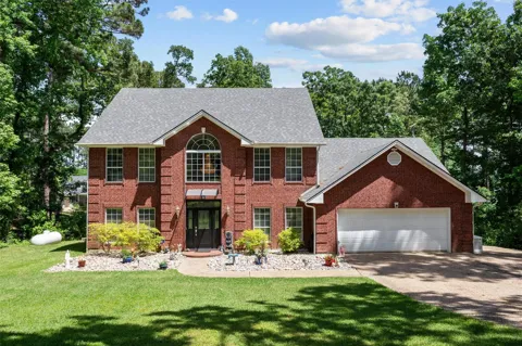 590 Shoreline Drive