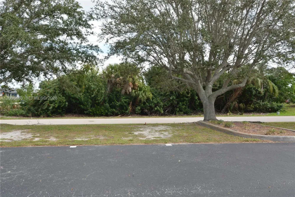 4114 PALM Punta Gorda, FL 33950