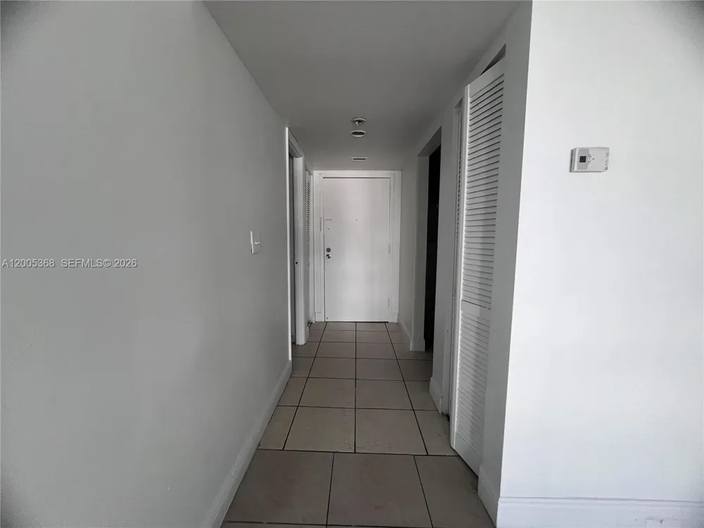 496 NW 165th St Rd #D-414 Miami, FL 33169