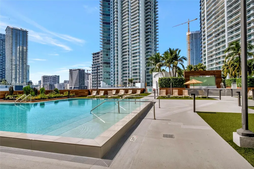 350 S Miami Ave #2813 Miami, FL 33130