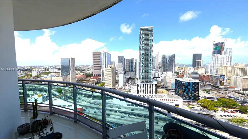 350 S Miami Ave #2813 Miami, FL 33130