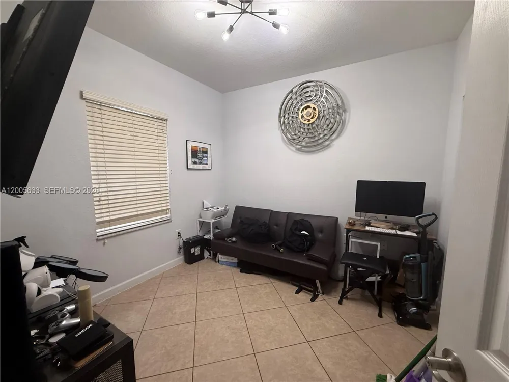 8979 SW 225th St Cutler Bay, FL 33190