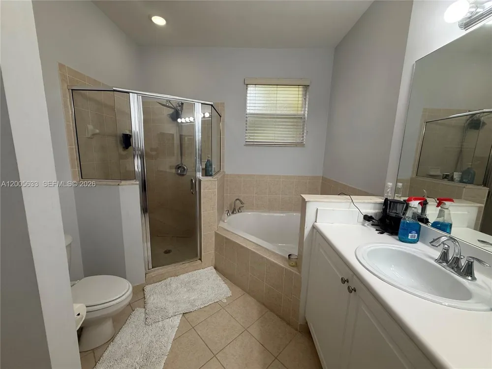 8979 SW 225th St Cutler Bay, FL 33190