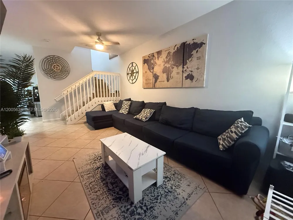 8979 SW 225th St Cutler Bay, FL 33190