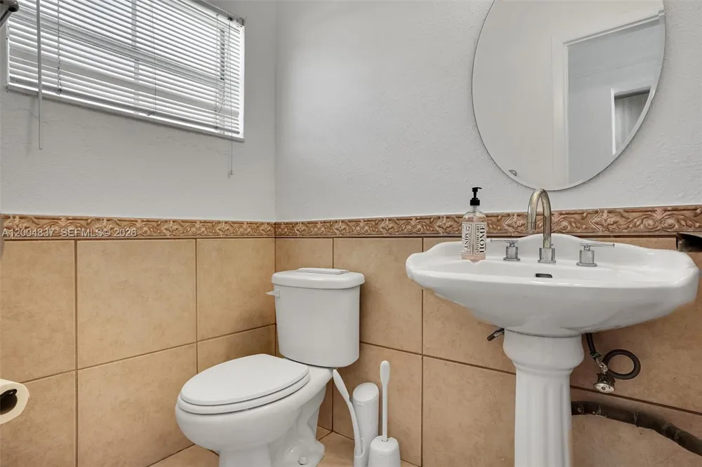 8650 SW 67th Ave #1025 Pinecrest, FL 33156