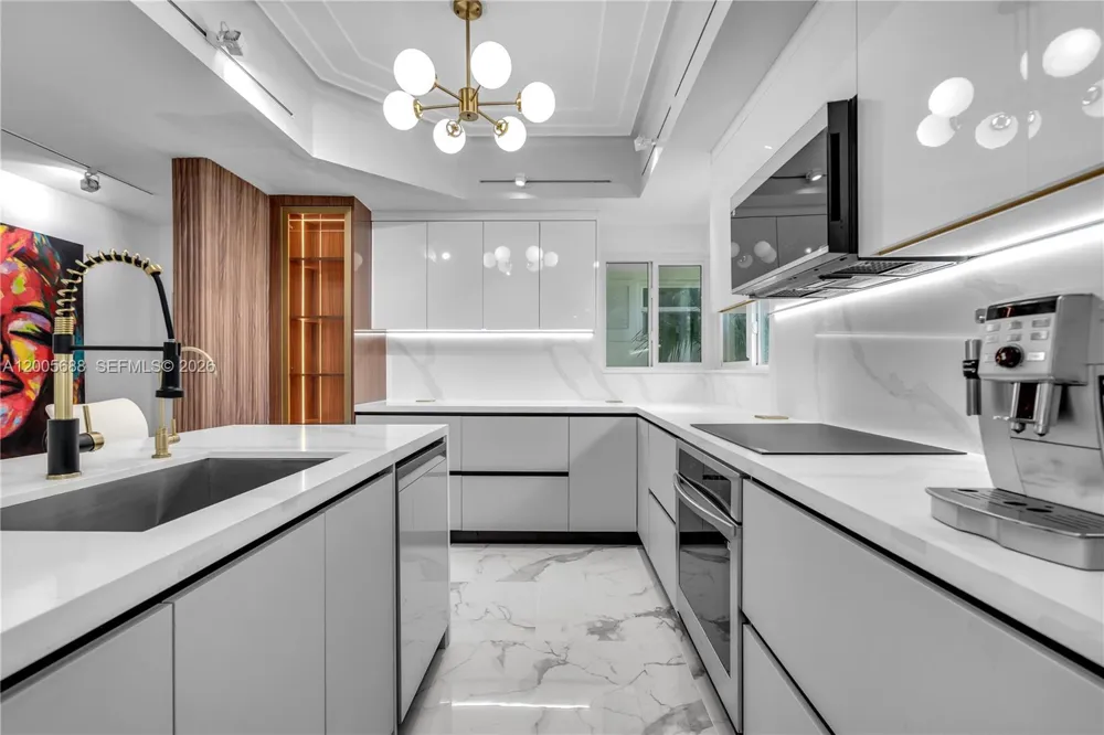 170 NW 105th St Miami Shores, FL 33150