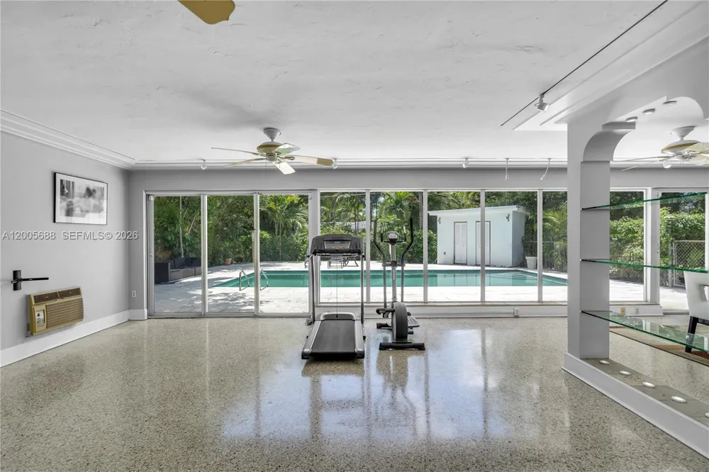 170 NW 105th St Miami Shores, FL 33150