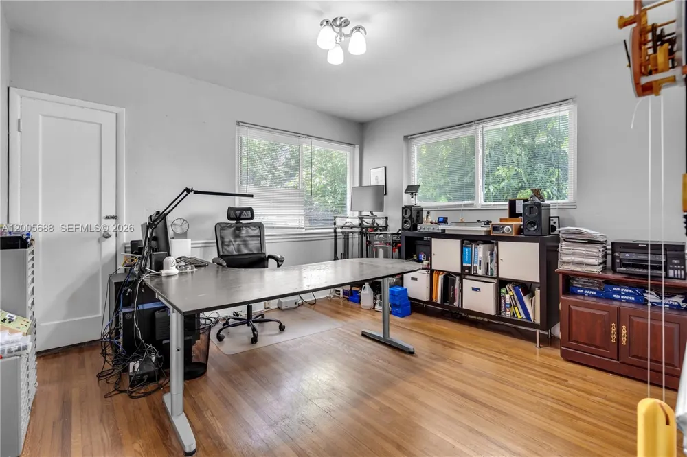 170 NW 105th St Miami Shores, FL 33150