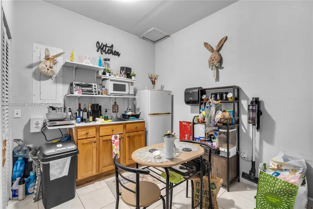 170 NW 105th St Miami Shores, FL 33150