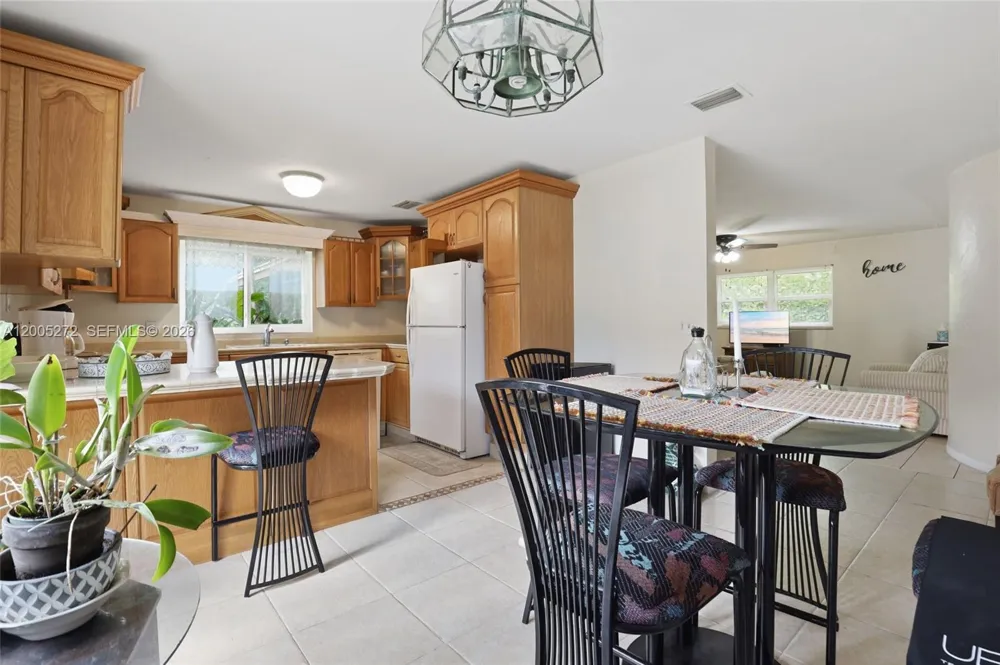 1066 Highlands Dr Naples, FL 34103