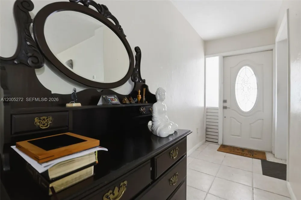 1066 Highlands Dr Naples, FL 34103