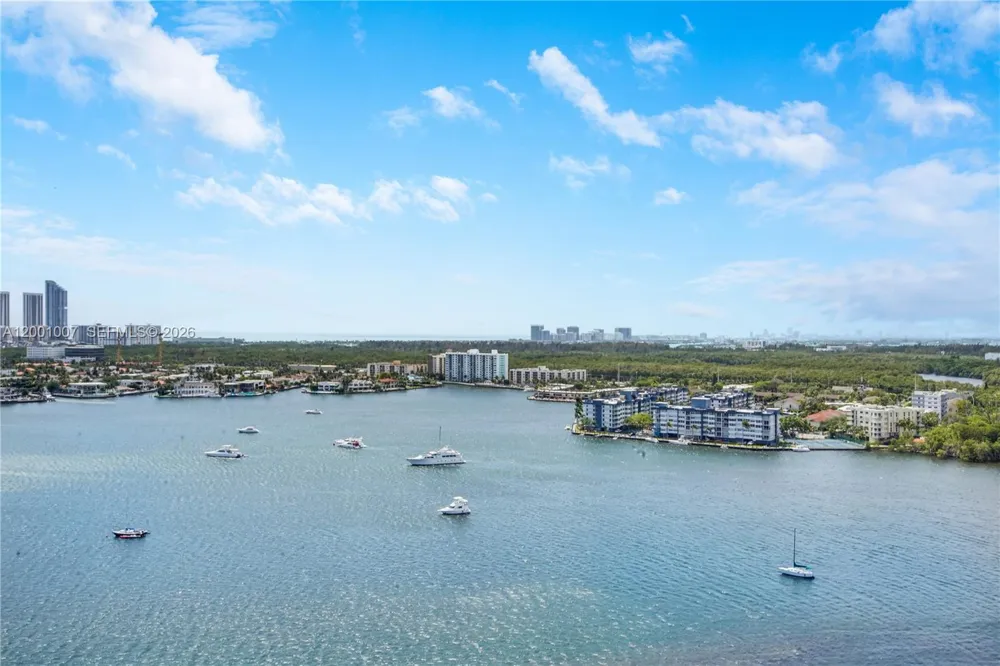17111 Biscayne Blvd #2008 North Miami Beach, FL 33160