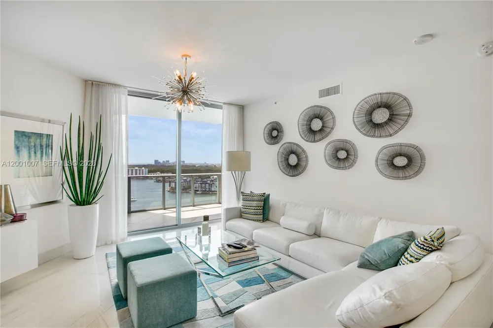 17111 Biscayne Blvd #2008 North Miami Beach, FL 33160