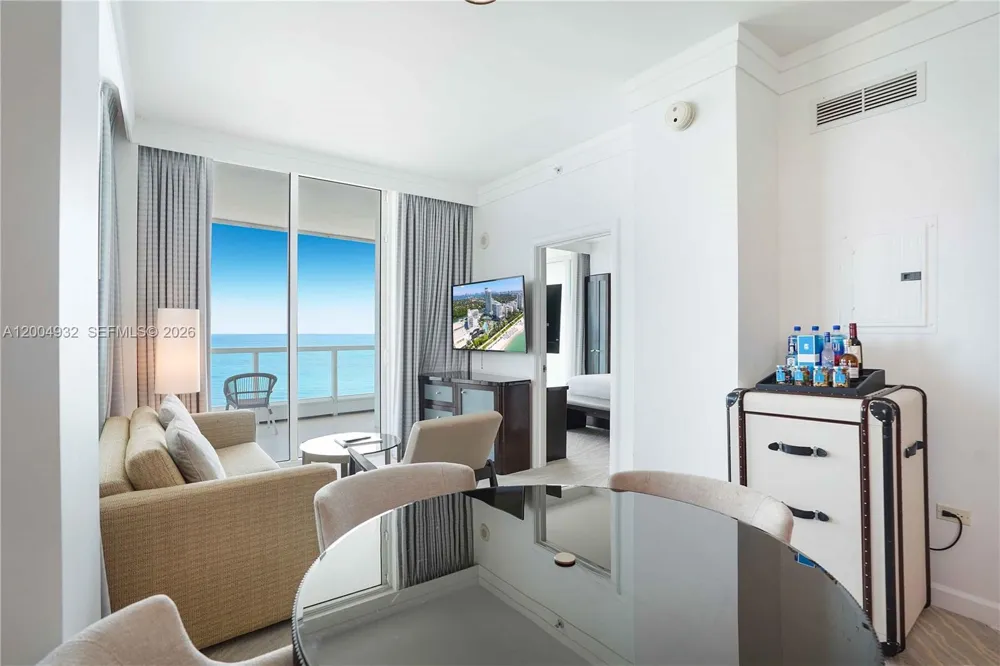 4391 Collins Ave #709 Miami Beach, FL 33140