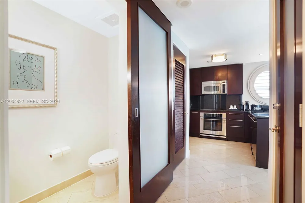 4391 Collins Ave #709 Miami Beach, FL 33140