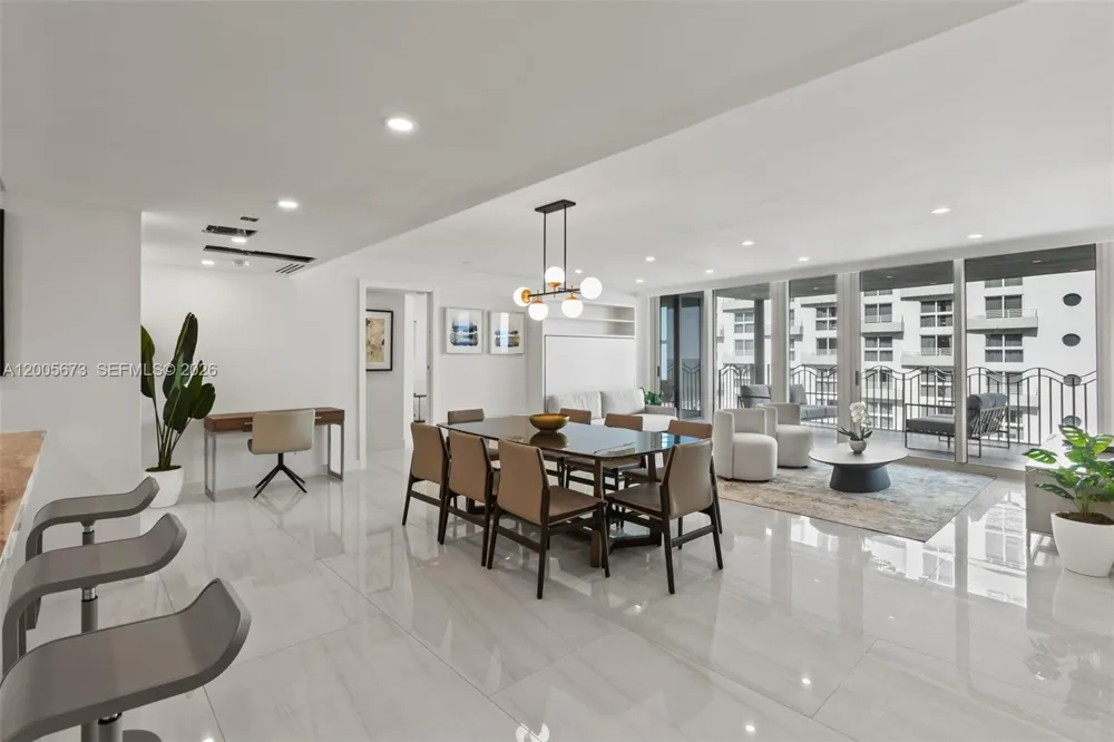 1500 Ocean Dr #1003 Miami Beach, FL 33139