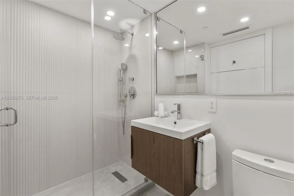 1500 Ocean Dr #1003 Miami Beach, FL 33139