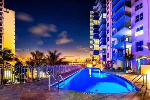 1500 Ocean Dr #1003 Miami Beach, FL 33139