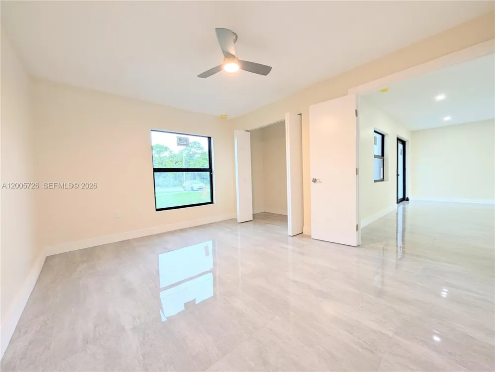 813 Bell Blvd S Lehigh Acres, FL 33974