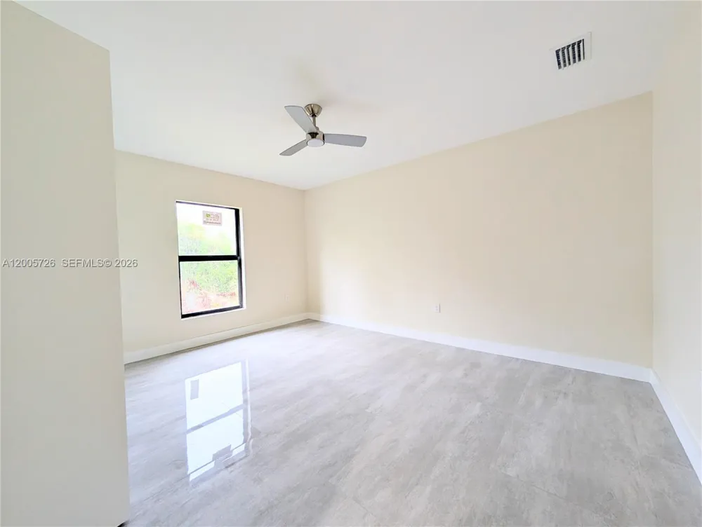 813 Bell Blvd S Lehigh Acres, FL 33974