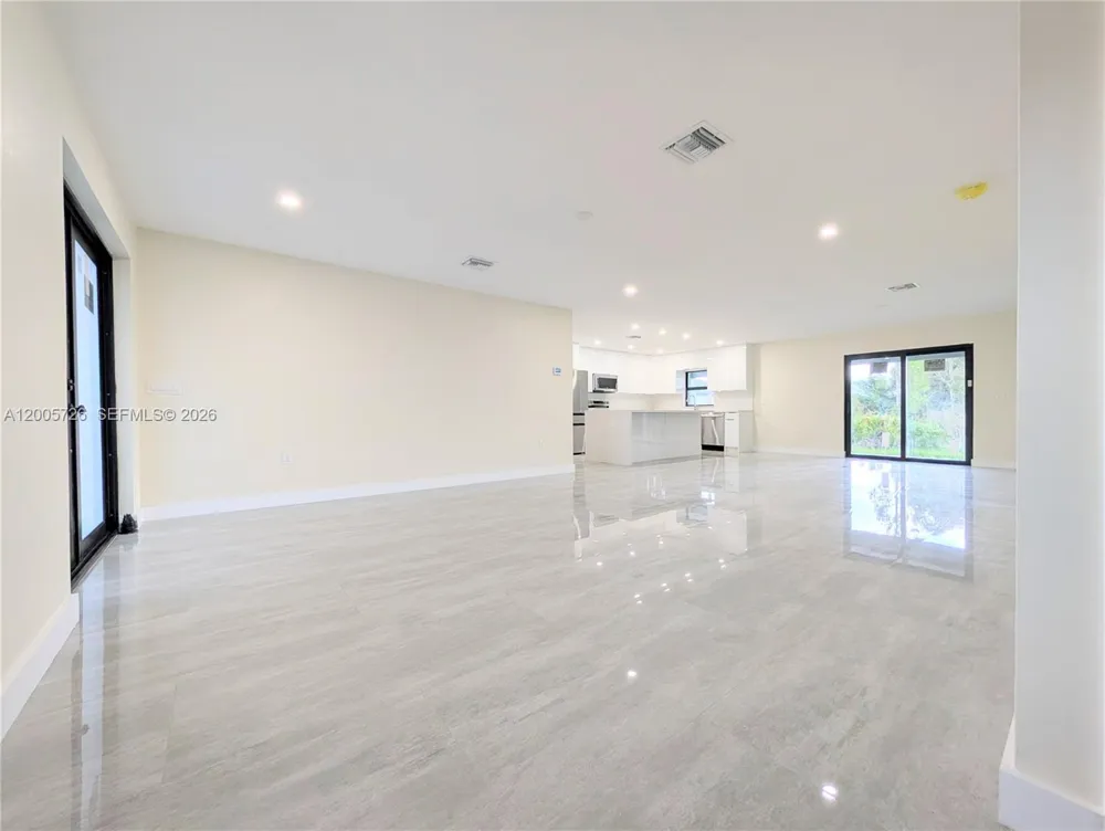 813 Bell Blvd S Lehigh Acres, FL 33974