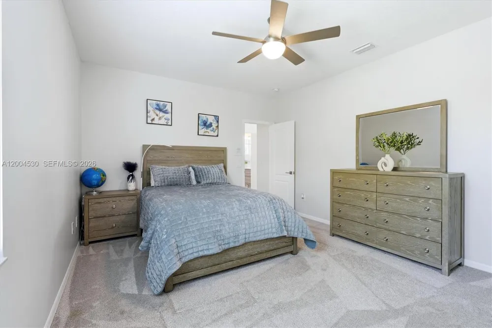 674 Clear Creek Drive Sarasota, FL 34229