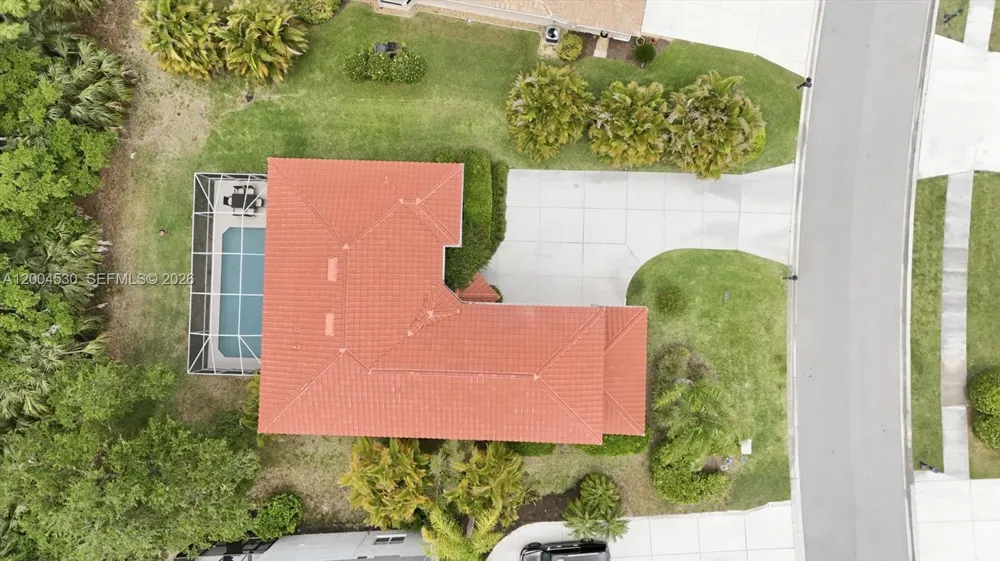 674 Clear Creek Drive Sarasota, FL 34229