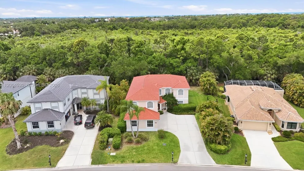 674 Clear Creek Drive Sarasota, FL 34229