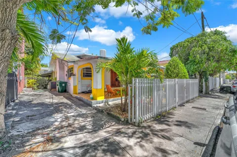 219 SW 6th Ave