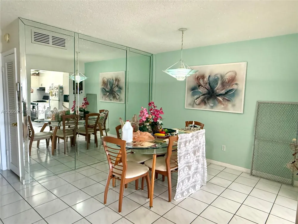 11 NE 204th St #23 Miami Gardens, FL 33179