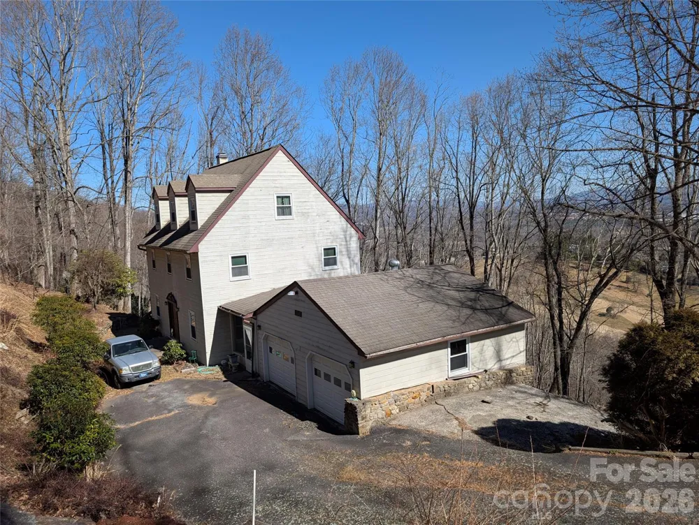 4 Wild Dogwood Trail Mills River, NC 28759