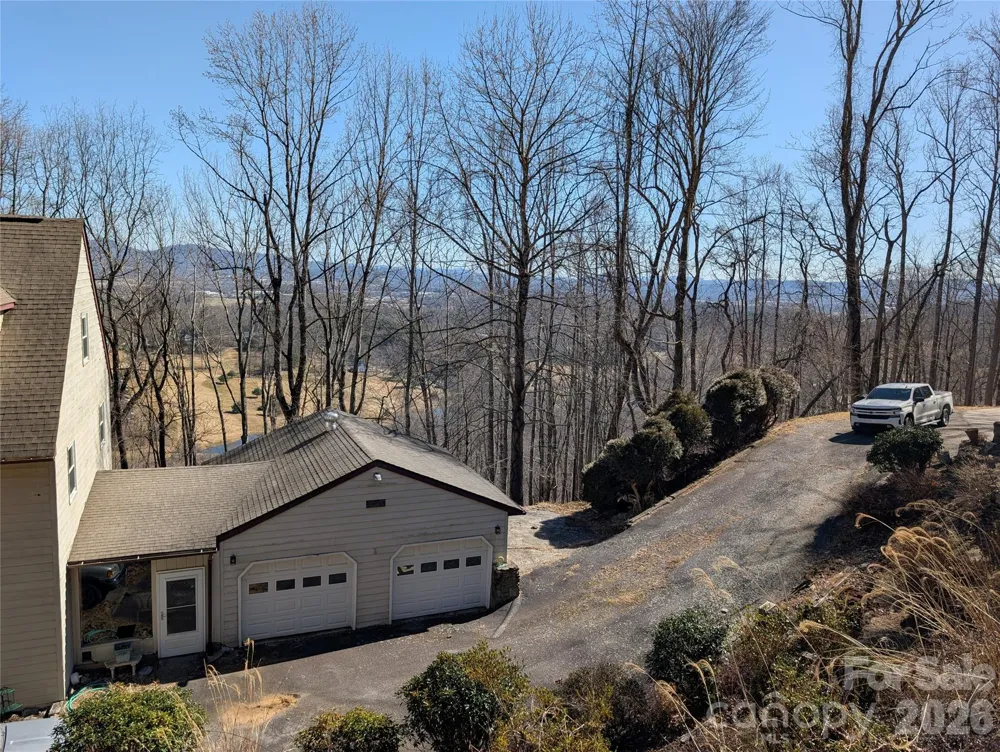 4 Wild Dogwood Trail Mills River, NC 28759