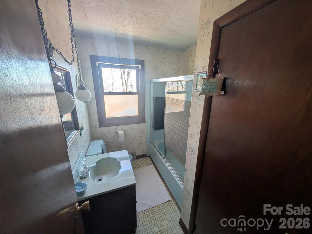 4 Wild Dogwood Trail Mills River, NC 28759